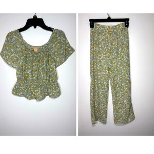 Sweet Stories Floral Top‎ and Pants Set